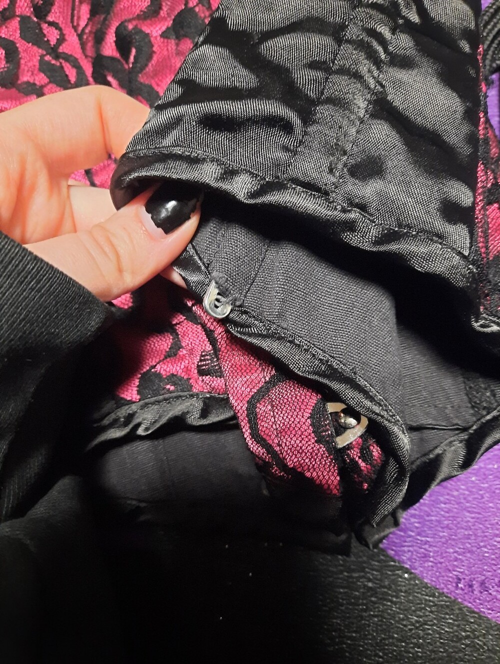 Gothic Corset - Picture 3 of 4